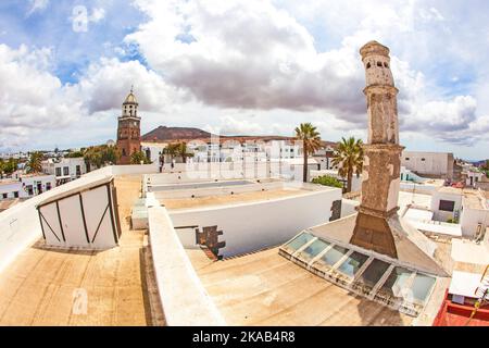 Teguise, Lanzarote, Canary Island, view over historic village to Church Iglesia de Nuestra Senora de Guadalupe Stock Photo