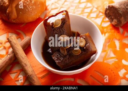 Dulce de Calabaza. Mexican dessert whose main ingredients are pumpkin and piloncillo, also known as Chacualole, Xacualole or Calabaza en Tacha, widely Stock Photo