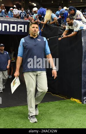 Pittsburgh, PA, USA. 19th Dec, 2021. Head Coach Mike Vrabel during the  Pittsburgh Steelers vs Tennessee Titans game at Heinz Field in Pittsburgh,  PA. Jason Pohuski/CSM/Alamy Live News Stock Photo - Alamy