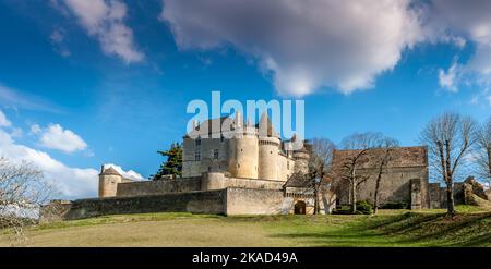 Feudal castle of Fénelon, in Périgord, New Aquitaine, France Stock Photo