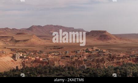 A view of the Tafilalet Oasis and the town of Erfoud in Morocco Stock ...