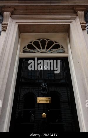 Famous black door at Number 10 Downing Street, London, UK.  Photo by Amanda Rose/Alamy Live News Stock Photo