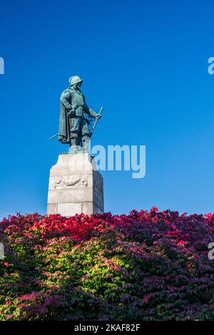 Bronze statue and monument to Samuel de Champlain in Plattsburgh in the northern part of New York State Stock Photo