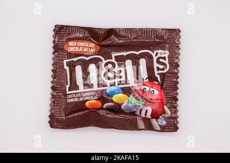 M&M's Chocolate Bar Stock Photo - Alamy