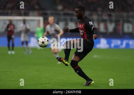 Milan, Italy. 02nd Nov, 2022. Fikayo Tomori of AC Milan in action during UEFA Champions League 2022/23 Group Stage - Group E football match between AC Milan and FC Red Bull Salzburg at Giuseppe Meazza Stadium, Milan, Italy on November 02, 2022 Credit: Live Media Publishing Group/Alamy Live News Stock Photo