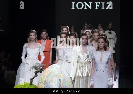 Models present creations of Ion Fiz Spring during the Mercedes-Benz Madrid Fashion Week Autumn/Winter 2016/2017 at Ifema on February 20, 2016 in Madrid, Spain.  (Photo by Oscar Gonzalez/NurPhoto) *** Please Use Credit from Credit Field *** Stock Photo