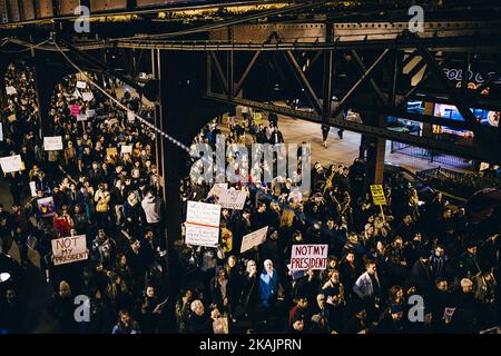 Thousands of protesters take to the streets of Chicago, Illinois, USA, on November 9, 2016 after Donald Trump was elected president of the United States. (Photo by Jim Vondruska/NurPhoto) *** Please Use Credit from Credit Field *** Stock Photo