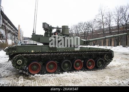 Ukrainian tank ‘Oplot’ in Kharkiv, Ukraine, on February 23, 2017. (Photo by Maxym Marusenko/NurPhoto) *** Please Use Credit from Credit Field *** Stock Photo