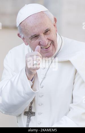 Pope Francis gives his thumbs up as he arrives for weekly general audience in St. Peter's Square at the Vatican, April 12, 2017. (Photo by Massimo Valicchia/NurPhoto) *** Please Use Credit from Credit Field *** Stock Photo