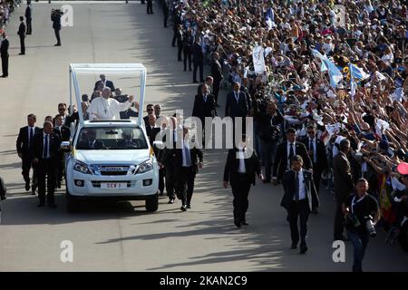 Pope Francis waves to devotees inside the popemobile at the Fatima Sanctuary in Leiria, Portugal, 12 May 2017. Pope Francis will preside over the commemoration of the centenary of the 'apparitions' of Our Lady to the three Shepherds in Cova da Iria in 1917 and will be present at the Shrine of Fatima on 13 May. (Photo by Pedro Fiuza/NurPhoto) *** Please Use Credit from Credit Field *** Stock Photo