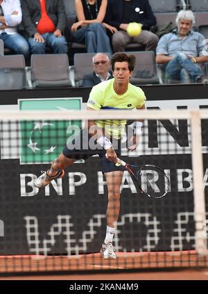 Aljaz Bedene in action during his match against Novak Djokovic- Internazionali BNL d'Italia 2017 on May 16, 2017 in Rome, Italy. (Photo by Silvia Lore/NurPhoto) *** Please Use Credit from Credit Field *** Stock Photo