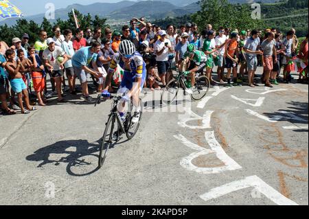 Step of the cyclists by Murgil Tontorra where a large amount of amateurs encourage cyclists during 'Clasica San Sebastian - UCI WorldTour 2017' on July 28, 2017 in San Sebastian, Spain. (Photo by Jose Ignacio Unanue/NurPhoto) *** Please Use Credit from Credit Field *** Stock Photo