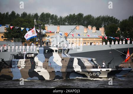 Russian Navy parade on Russia's Navy Day the Main Naval Parade to mark Russian Navy Day in St. Petersburg, Russia, on 30 July 2017. (Photo by Valya Egorshin/NurPhoto) *** Please Use Credit from Credit Field *** Stock Photo
