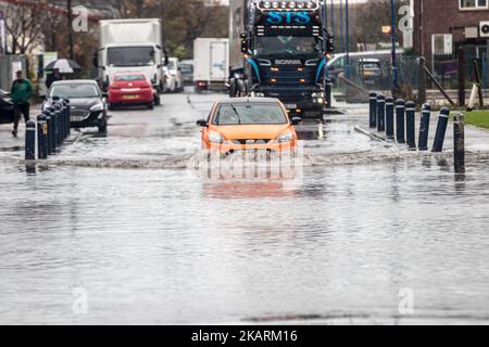 Newhaven East Sussex, 3rd November 2022. Heavy rain causes travel chaos as roads across the South of England flood.  These photos taken in Newhaven East Sussex Credit: @Dmoonuk/Alamy Live News Stock Photo