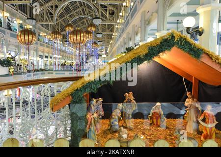 A Crib inside of St Stephen Green shopping center, just a week ahead of Christmas. On Sunday, 17 December 2017, in Dublin, Ireland. (Photo by Artur Widak/NurPhoto)  Stock Photo