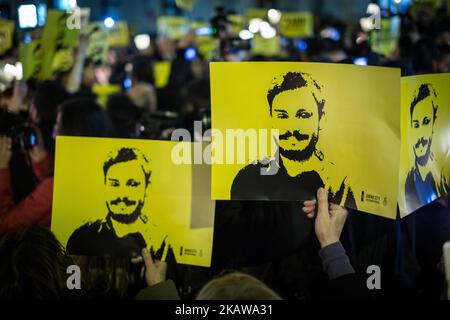 People during a march and torchlight procession in memory of the Italian researcher Giulio Regeni, who was abducted, tortured and murdered in Cairo (Egypt), in Rome, Italy, 25 January 2018. (Photo by Andrea Ronchini/NurPhoto) Stock Photo