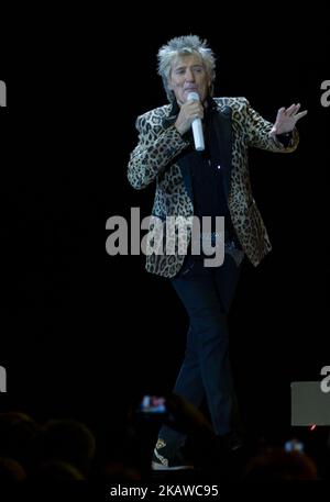 Sir Rod Stewart performs at live concert at László Papp Budapest Sports Arena on January 29, 2018 in Budapest, Hungary. (Photo by Robert Szaniszló/NurPhoto) Stock Photo