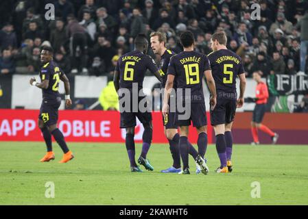 Harry Kane (Tottenham Hotspur FC, center) celebrates after scoring with teammates during the UEFA Champions League 2017/18 football match between Juventus FC and Tottenham Hotspur FC at Allianz Stadium on 13 February, 2018 in Turin, Italy. Final results 2-2. (Photo by Massimiliano Ferraro/NurPhoto)  Stock Photo