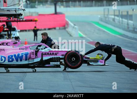 the Force India of Sergio Perez during the Formula 1 tests at the Barcelona-Catalunya Circuit, on 06th March 2018 in Barcelona, Spain. -- (Photo by Urbanandsport/NurPhoto) Stock Photo