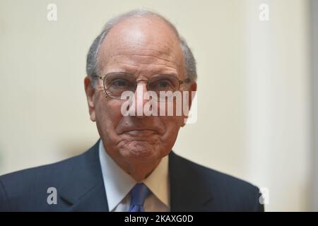 Former US peace envoy to Northern Ireland, Senator George Mitchell, visited Dublin City Gallery The Hugh Lane today, on the eve of the 20th anniversary of the signing of the Belfast/Good Friday Ageement. On Monday, April 9, 2018, in Dublin, Ireland. (Photo by Artur Widak/NurPhoto)  Stock Photo
