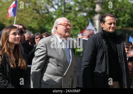 France's far-right Front National (FN) party founder and former leader Jean-Marie Le Pen (C) attendS the annual rally in honor of Jeanne d'Arc (Joan of Arc) at the Place des Pyramides in Paris on May 1, 2018. Jean-Marie Le Pen, the firebrand co-founder of France's far-right National Front who was eventually kicked out of the party by his daughter, confirmed he was now a member of the Alliance for Peace and Freedom (APF), a grouping of European far-right parties, which said the octogenarian had joined on March 22, 2018. (Photo by Michel Stoupak/NurPhoto) Stock Photo