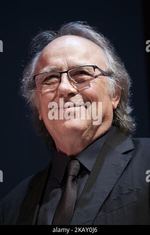 The singer Joan Manuel Serrat receives the prize of Culture of the Community of Madrid, in the theaters of the Channel in Madrid, Spain on May 16, 2018. (Photo by Oscar Gonzalez/NurPhoto) Stock Photo