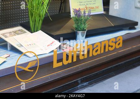 (5/29/2018) The logo of Lufthansa is seen in the picture (Photo by Alexander Pohl/NurPhoto) Stock Photo