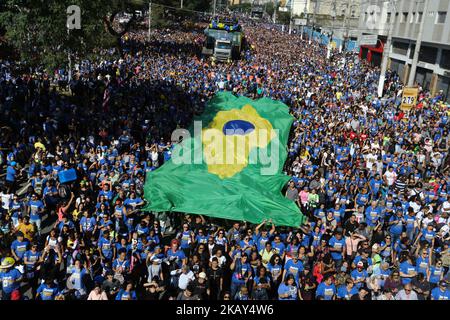 Thousands of evangelical faithful participate in the 26th edition of the March for Jesus, which takes place in the central region of the city of São Paulo, on Thursday morning. 31 May 2018. (Photo by Fabio Vieira/FotoRua/NurPhoto) Stock Photo