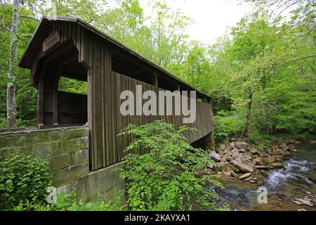 Side view at Herns Mill covered bridge - West Virginia Stock Photo