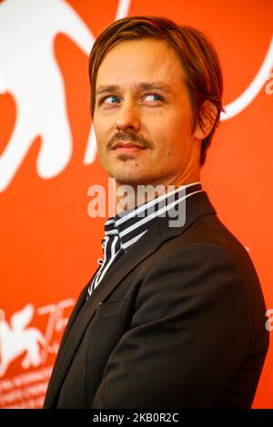 Tom Schilling attends 'Werk Ohne Autor (Never Look Away)' photocall during the 75th Venice Film Festival on September 4, 2018 in Venice, Italy. (Photo by Matteo Chinellato/NurPhoto) Stock Photo