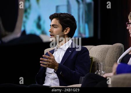 Adrian Grenier, Actor, Filmmaker, Social Advocate, talks about Protecting Critical Water Systems at Climate Summit part of the DreamForce conference, September 27, 2018 at Civic Center, San Francisco, CA (Photo by Khaled Sayed/NurPhoto) Stock Photo