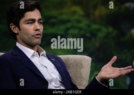 Adrian Grenier, Actor, Filmmaker, Social Advocate, talks about Protecting Critical Water Systems at Climate Summit part of the DreamForce conference, September 27, 2018 at Civic Center, San Francisco, CA (Photo by Khaled Sayed/NurPhoto) Stock Photo