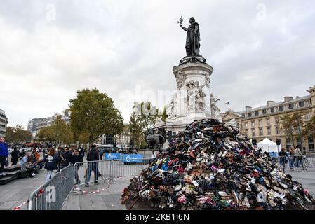 24th edition of the footwear pyramid of the NGO Handicap International in Paris, France, September 29, 2018 (Photo by Daniel Pier/NurPhoto) Stock Photo