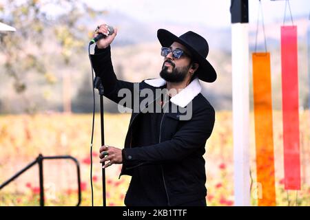 St. Helena, USA. 02nd Nov, 2022. Luis Figueroa performs on Day 2 of Live In The Vineyard 2022 at Raymond Vineyard on November 02, 2022 in Napa, California. Photo: Casey Flanigan/imageSPACE/Sipa USA Credit: Sipa USA/Alamy Live News Stock Photo