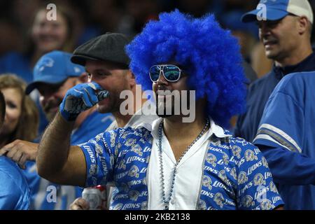 Detroit Lions fan cheers during the second half of an NFL football game against the Green Bay Packers in Detroit, Michigan USA, on Sunday, October 7, 2018. (Photo by Jorge Lemus/NurPhoto) Stock Photo