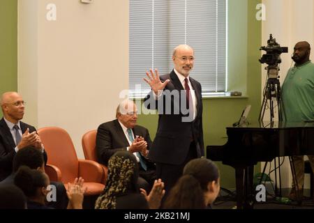 Tom Wolf (center), Incumbent and Democratic candidate and Scott Wagner (not pictured), Republican candidate for the seat of Governor of Pennsylvania attend a student forum in Philadelphia, PA, on October 10, 2018. De event at the School District of Philadelphia headquarters is put up by the Rendell Center for Civics and Civic Engagement of former Governor Ed Rendell. (Photo by Bastiaan Slabbers/NurPhoto) Stock Photo