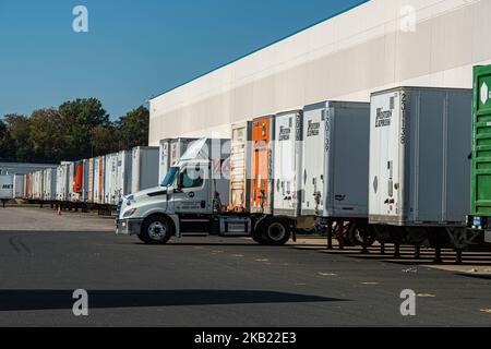 Semi Trailer Trucks Lorries