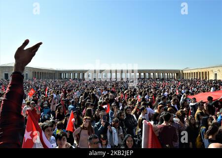 People visit Anitkabir, the mausoleum of Mustafa Kemal Ataturk, modern Turkey's founding president, on the 95th anniversary of the Republic Day of Turkey in Ankara on October 29, 2018. The Republic Day is one of the public holidays in the country commemorating the proclamation of the Republic of Turkey, 95 years ago in 1923. The Republic Day commemorates the events of October 29, 1923, when Ataturk declared that Turkey was henceforth a republic. (Photo by Altan Gocher/NurPhoto) Stock Photo