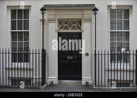 10 Downing Street is pictured on October 29, 2018 in London, UK. (Photo by Alberto Pezzali/NurPhoto) Stock Photo