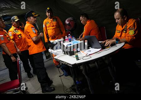 Jakarta, Indonesia, 02 November 2018 : Search And Rescue Team Activity ...