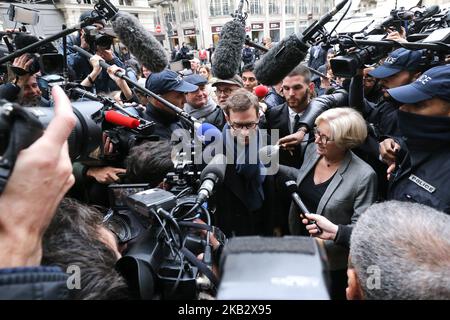 French writer Nicolas Mathieu (C) arrives at Drouant restaurant in Paris after winning the Prix Goncourt, France's top literary prize, on November 7, 2018. (Photo by Michel Stoupak/NurPhoto) Stock Photo