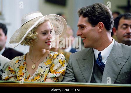 A GOOD WOMAN, SCARLETT JOHANSSON, MARK UMBERS, 2004 Stock Photo