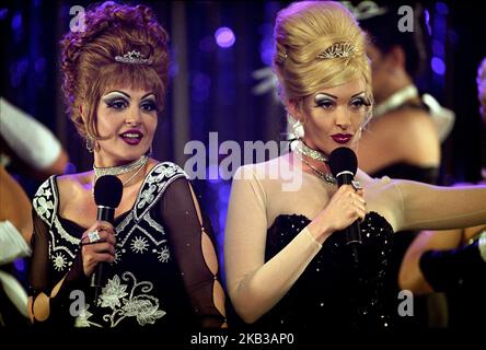 CONNIE AND CARLA, NIA VARDALOS, TONI COLLETTE, 2004 Stock Photo