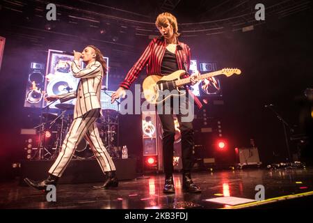 Thomas Raggi (R) and Damiano David of Maneskin perform live at Fabrique in Milan, Italy, on November 23, 2018. (Photo by Mairo Cinquetti/NurPhoto) Stock Photo