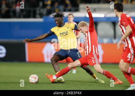 Leuven, Germany, 03/11/2022, Union's Victor Boniface and Berlin's Morten Thorsby fight for the ball during a soccer match between Belgian Royale Union Saint-Gilloise and German Union Berlin, Thursday 03 November 2022 in Leuven, on day 6/6 of the Uefa Europa League group stage. BELGA PHOTO BRUNO FAHY Stock Photo