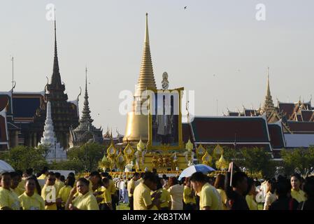 A portrait of Thailand's King Bhumibol Adulyadej as part of in memory of late Thai King Bhumibol Adulyadej on his birthday anniversary at Sanam Luang in Bangkok, Thailand on December 5, 2018. (Photo by Anusak Laowilas/NurPhoto) Stock Photo