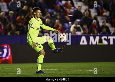 Lenglet of FC Barcelona during spanish King Cup match between Levante UD v FC Barcelona at Ciutat de Valencia Stadium on January 10, 2018 in Valencia, Spain. (Photo by Jose Miguel Fernandez/NurPhoto) (Photo by Jose Miguel Fernandez/NurPhoto) Stock Photo
