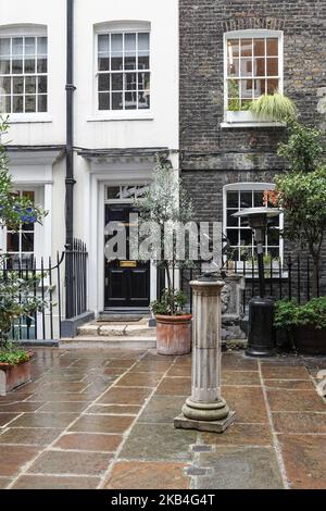 Pickering Place Georgian courtyard, London, England, United Kingdom, UK Stock Photo