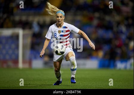Julie Ertz (Chicago Red Stars) of USA controls the ball during the friendly match between Spain and USA at Rico Perez Stadium in Alicante, Spain on January 22 2019. (Photo by Jose Breton/NurPhoto) Stock Photo