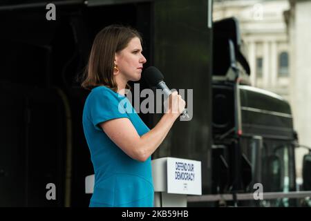 Liberal Democrat leader Jo Swinson speaks to thousands of pro-EU demonstrators gathered for a cross-party rally in Parliament Square, organised by the People's Vote Campaign on 04 September, 2019 in London, England, to protest against Boris Johnson's Brexit strategy which involves leaving the EU on 31 October 2019 with or without an exit deal. (Photo by WIktor Szymanowicz/NurPhoto) Stock Photo